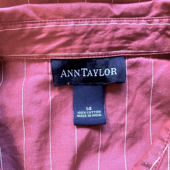 ANN TAYLOR STRIPED COLLAR SHIRT WITH TWIST TIE AT THE WAIST. SIZE 14. - Picture 5 of 5